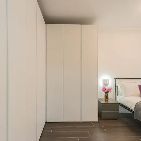 Princess Sofia's Retreat By Rent Apartament Como