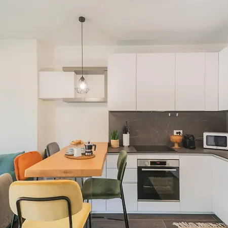 Princess Sofia's Retreat By Rent Apartament *