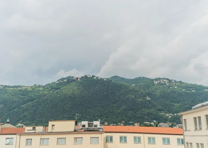 Princess Sofia's Retreat By Rent コモ