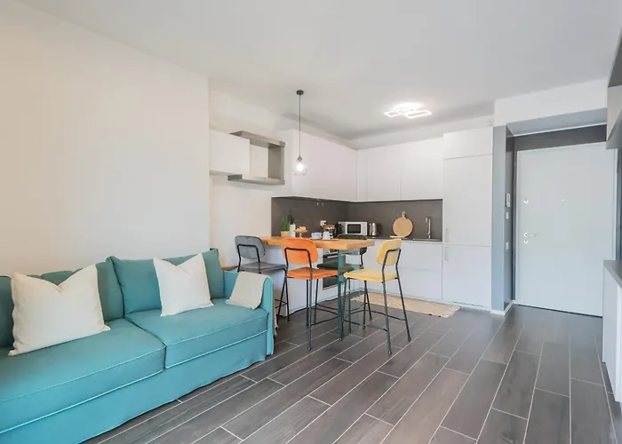 Princess Sofia's Retreat By Rent * コモ